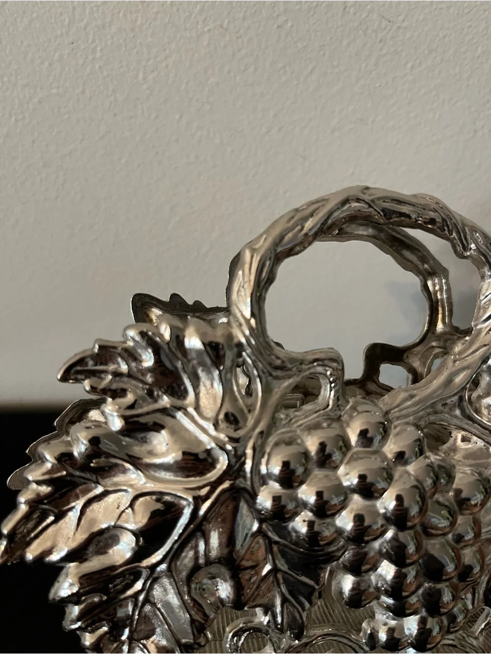 Vintage Silver Plated Napkin Holder w/ Ornate Grape & Leaves Design
